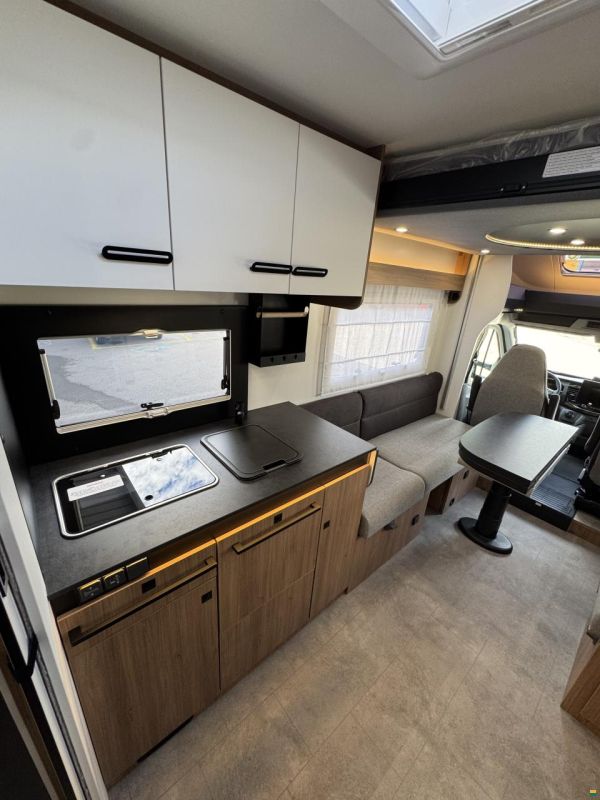 Challenger 260 Graphite Edition