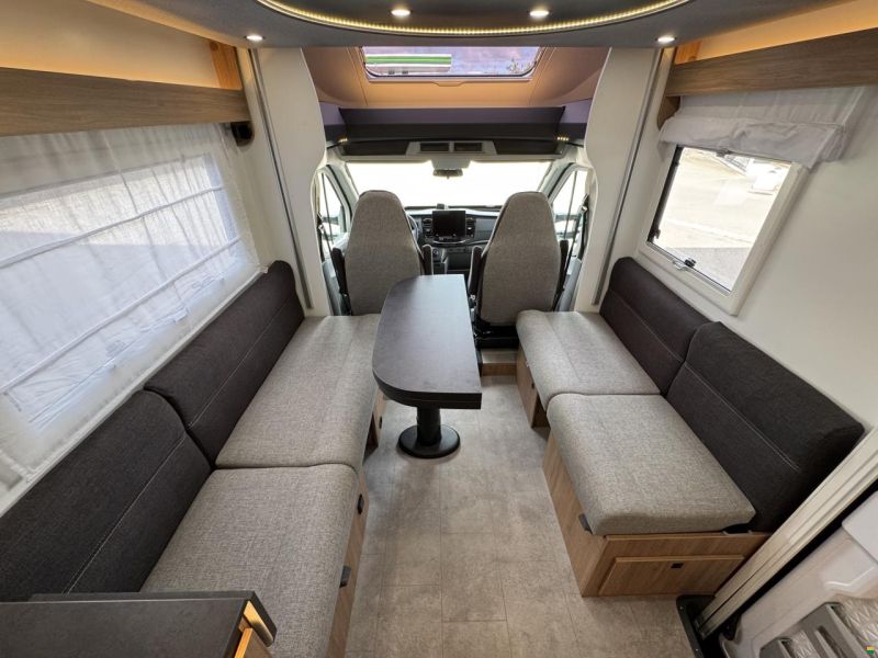 Challenger 260 Graphite Edition