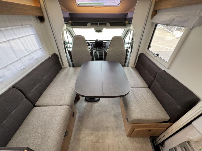 Challenger 260 Graphite Edition