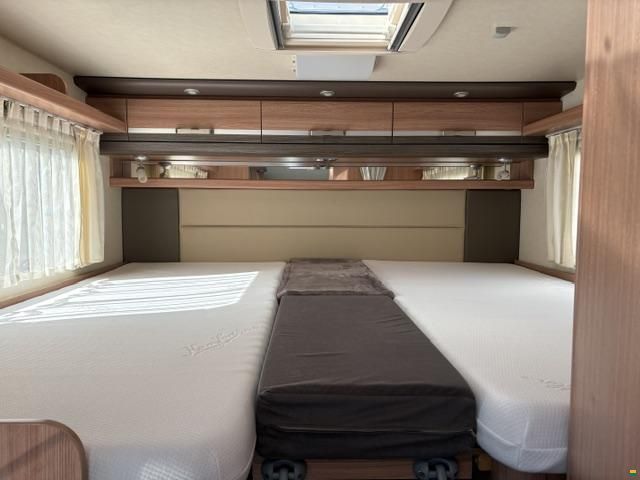 Knaus Sky TI 650 MEG