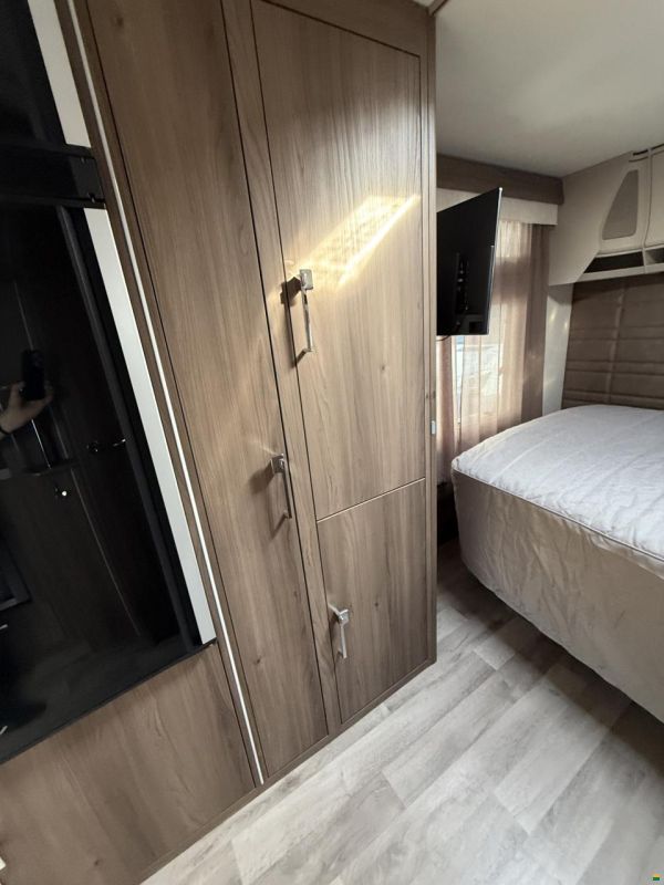 Kabe Royal GLE KS