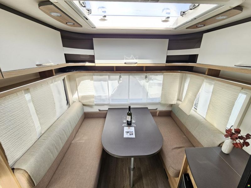 Bürstner Premio 490TS mit Queensbett, Mover!