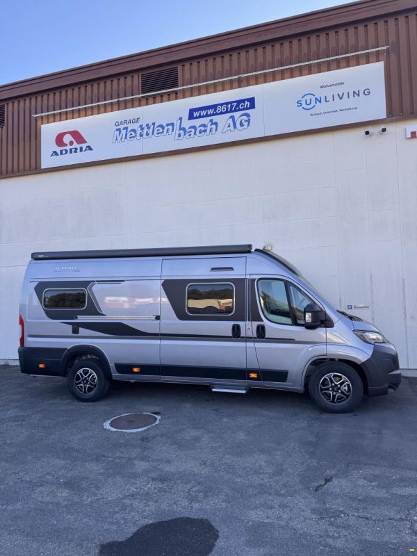 Adria Twin Select 640 SGX Swiss Edition