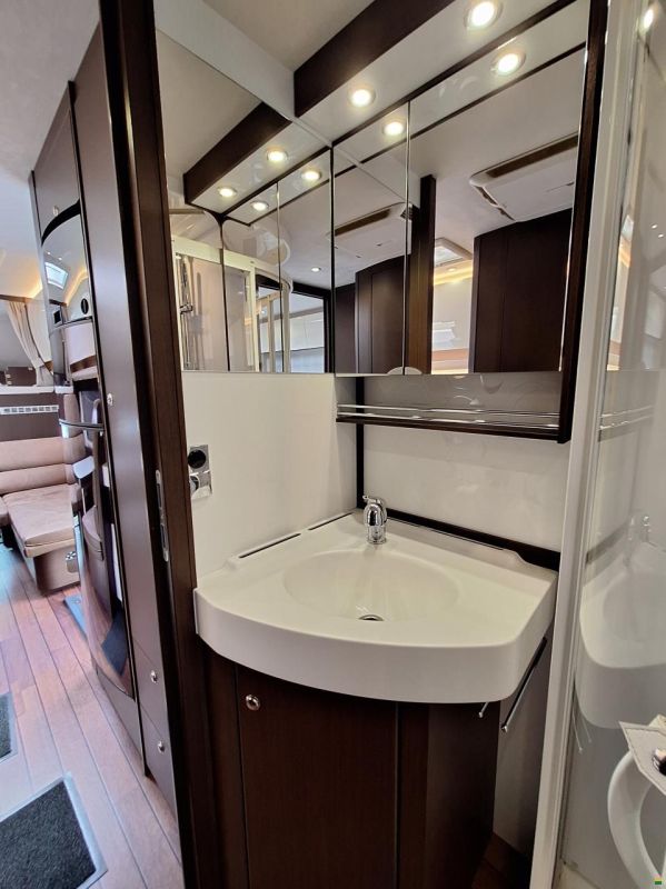 Concorde Cruiser 894 L