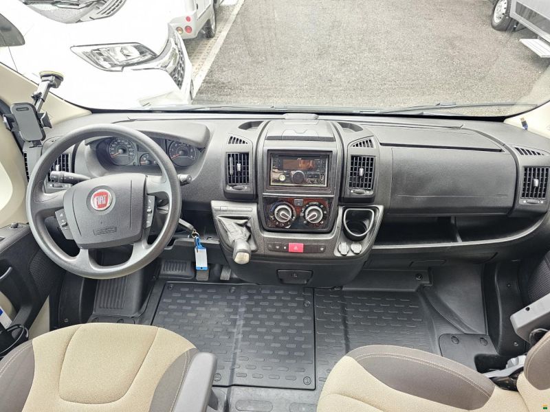 Pössl R640 mit Einzelbett, Automat!