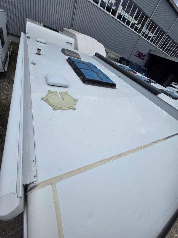 Eriba Nova 465