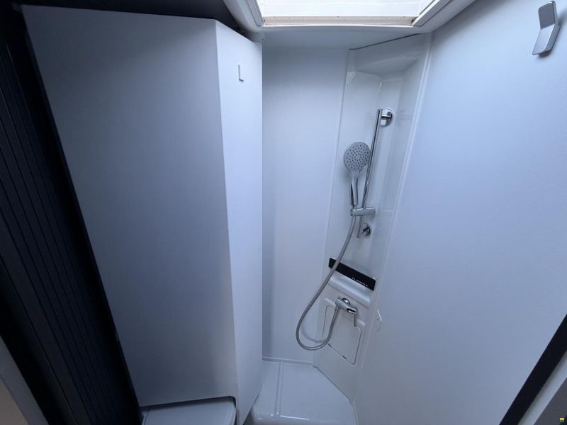 Adria Compact Select DL