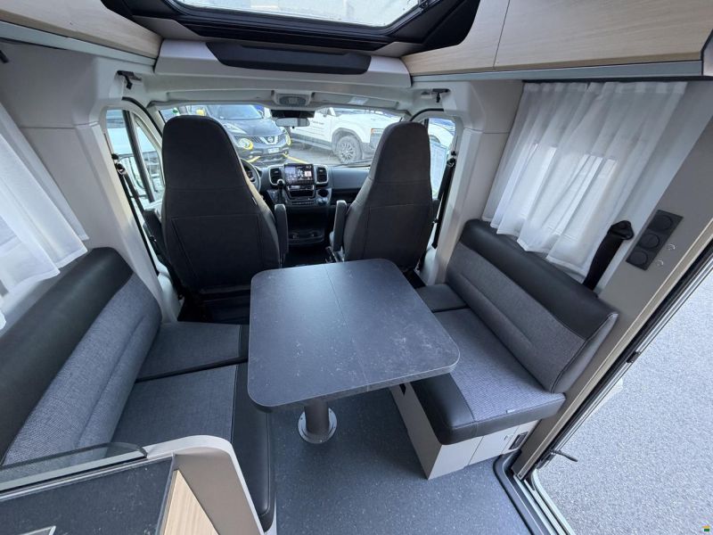 Adria Compact Select DL