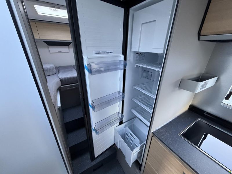 Adria Compact Select DL