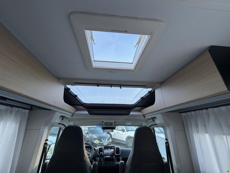 Adria Compact Select DL