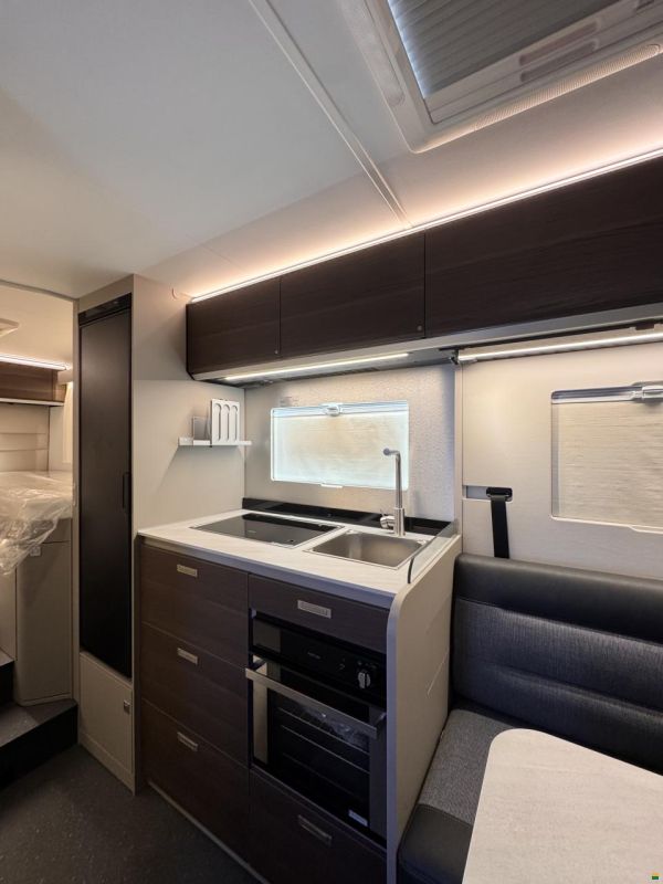 Adria Compact Supreme DL