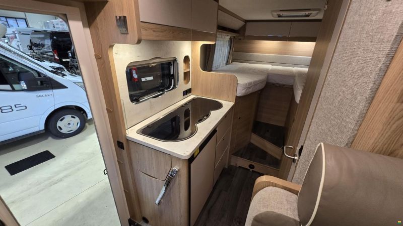 LMC Breezer V 646