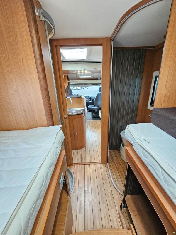 Giottiline T37 mit Einzelbett, Hubbett!