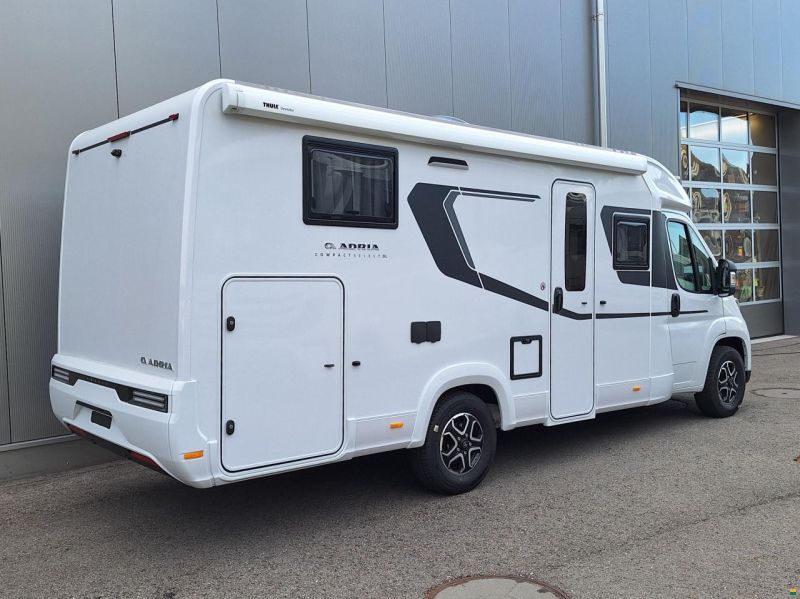 Adria Compact Select DL