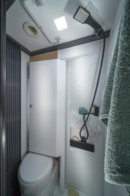 Adria Twin Select 640 SLB