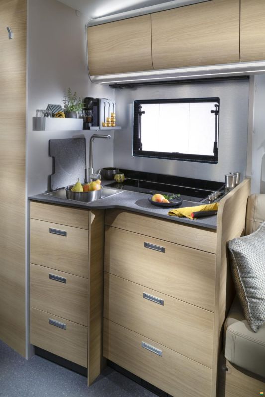 Adria Coral Select 650 DL