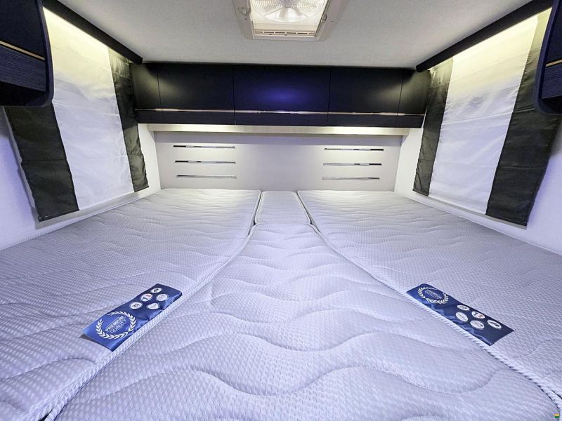 Challenger 367 GA PREMIUM 2.0 TDCI AUTOMAT
