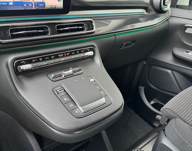 Pössl MERCEDES-BENZ Campstar V250 d lang 4mati