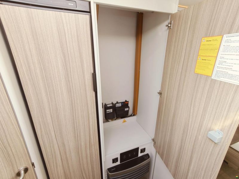 Bürstner Averso Plus 510 TK -Hubbett -Stockbett