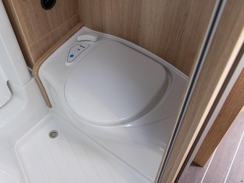 Knaus Sky TI 650 MEG