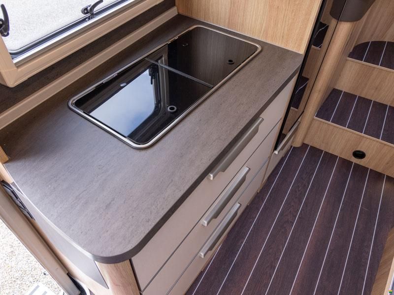 Knaus Sky TI 650 MEG