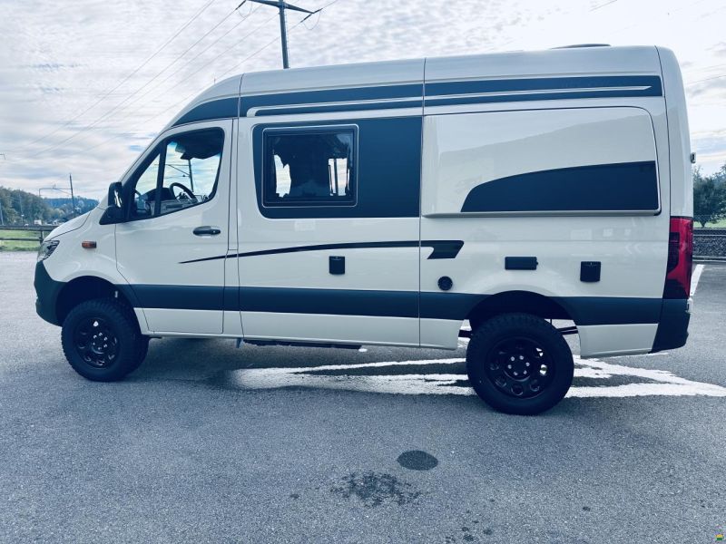 La Strada Regent S