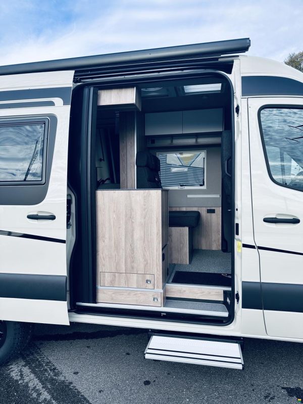La Strada Regent S