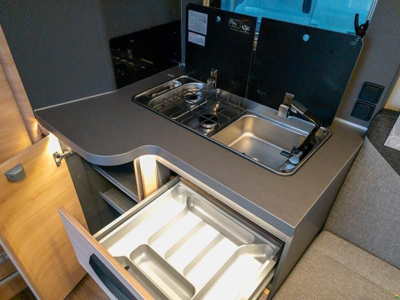 Knaus Live Wave 700 LX Platinum Selection