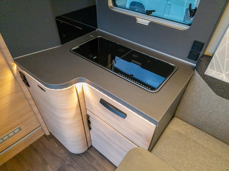Knaus Live Wave 700 LX Platinum Selection