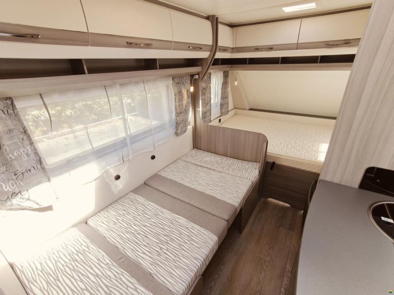 Hobby On Tour 470 KMF - Stockbett - Dachklima
