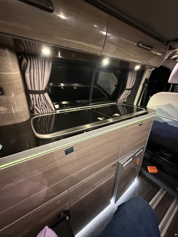 Ford Transit Costum Wellhouse