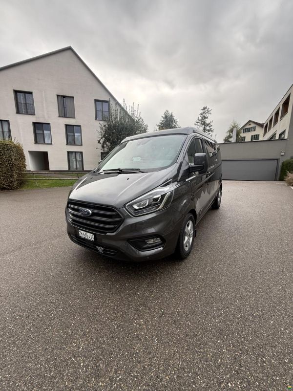 Ford Transit Costum Wellhouse