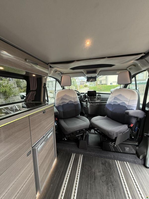 Ford Transit Costum Wellhouse