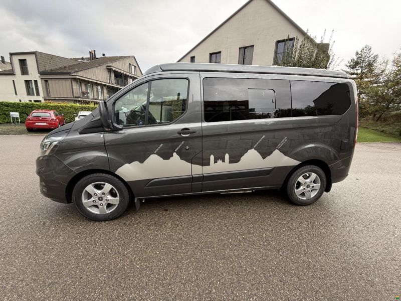 Ford Transit Costum Wellhouse