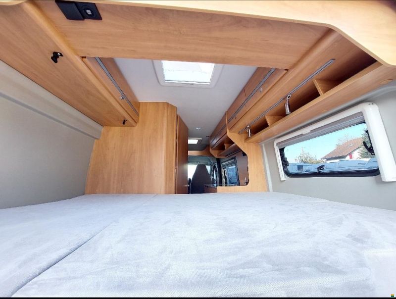 Pössl 2 win S Plus mit Doppelbett, Solar!