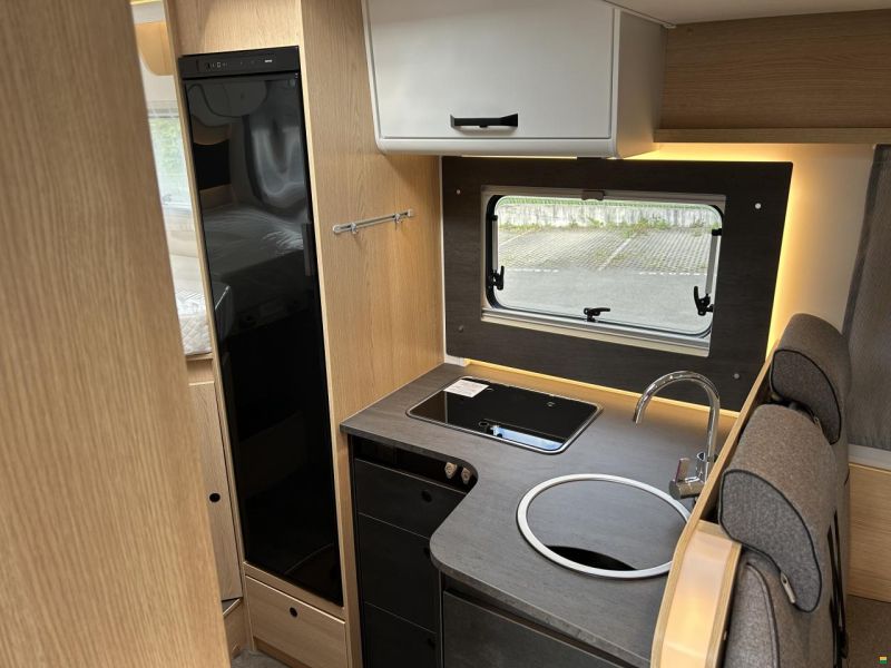 Sunlight Adventure T 66S