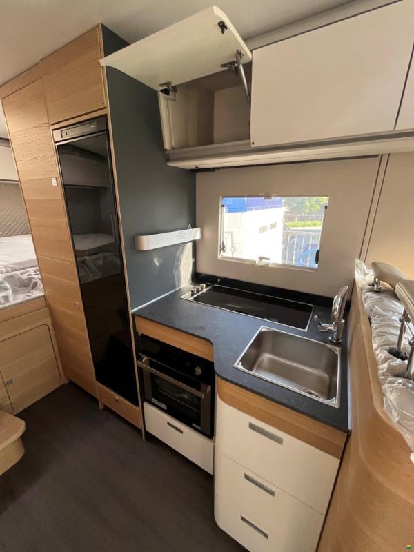Adria Coral XL 650SP
