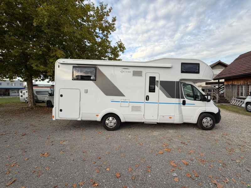 Fiat *2.2JTD 140PS*SUNLIVING A75 SL*LÄNGSBETT