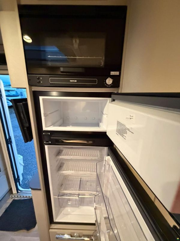 Fiat *2.3 140PS*HYMER I678*LÄNGSBETT*HUBBETT*