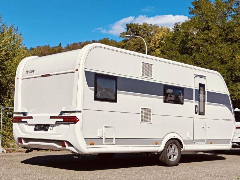 Hobby Excellent Edition 545 KMF - Stockbett