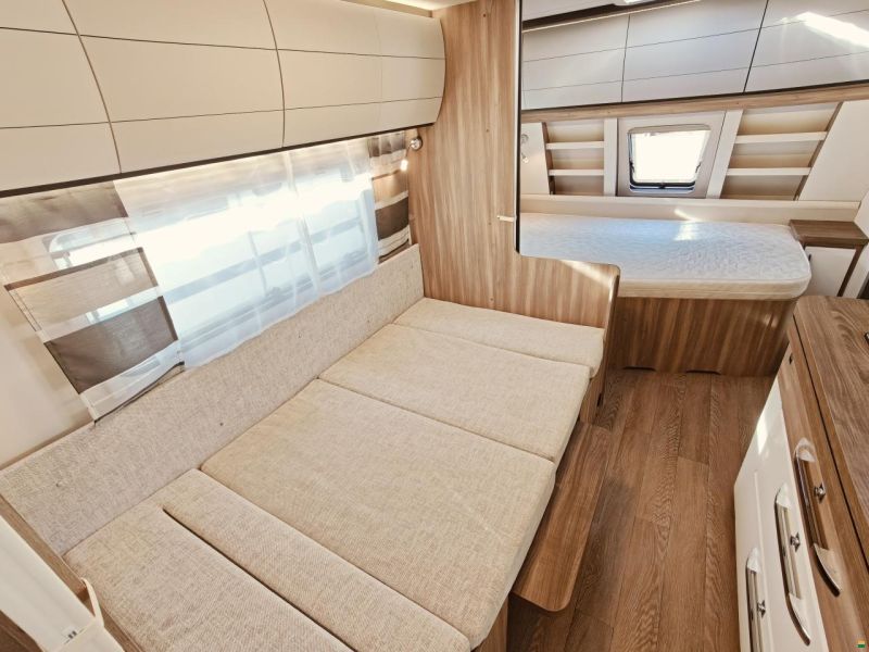 Hobby Excellent Edition 545 KMF - Stockbett