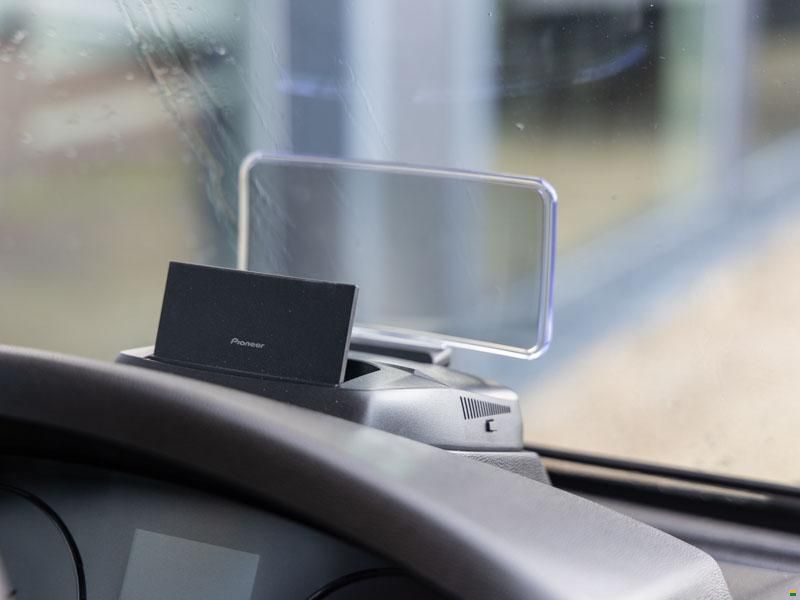 Knaus Live Wave 700 MEG Platinum Selection