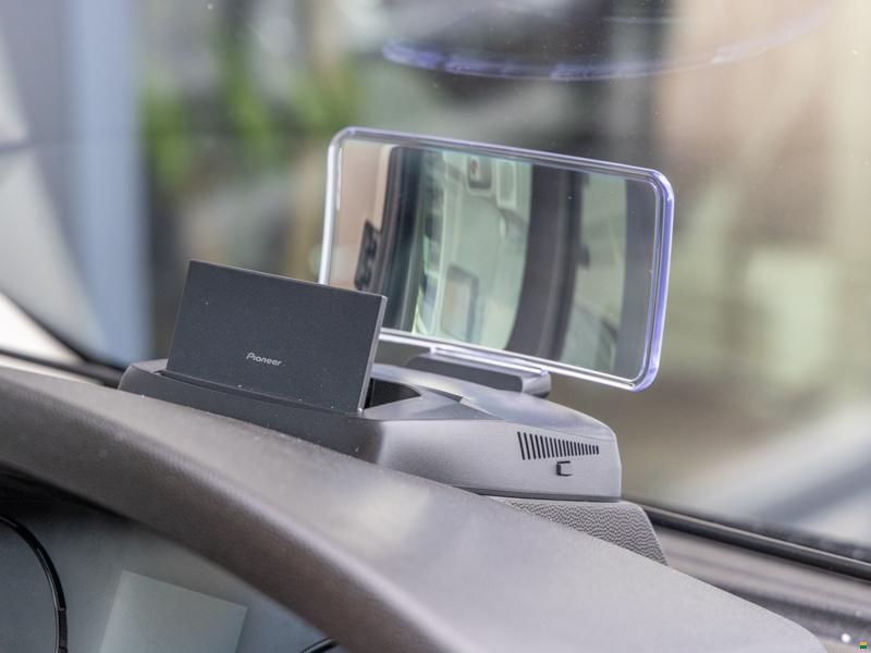 Knaus Live Wave 650 MF
