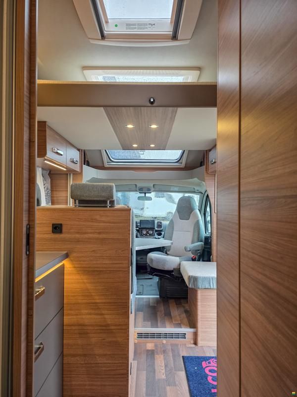 Weinsberg CaraSuite 700 MEG