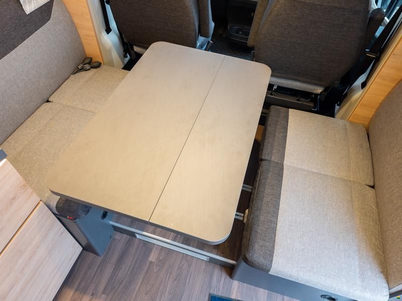 Knaus Live Wave 700 LX Platinum Selection