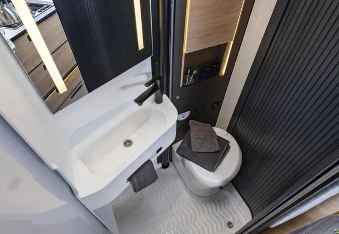 Weinsberg CaraCompact 580 MEG Edition PEPPER