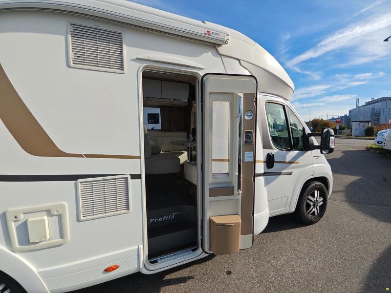Eura Mobil Profila T725 QB