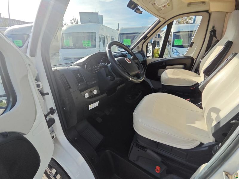 Eura Mobil Profila T725 QB
