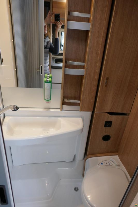 Knaus SKY TI 650 MEG