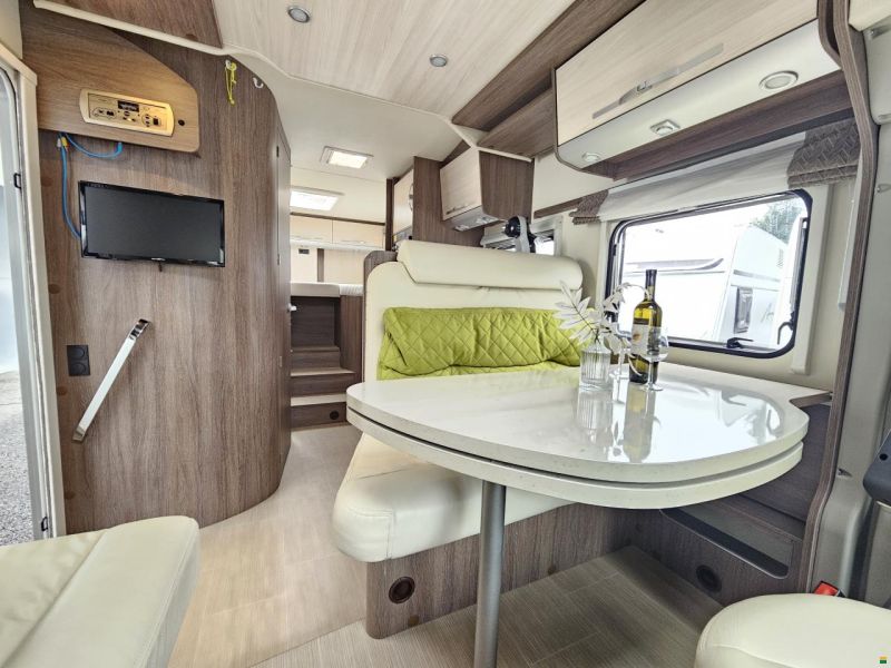 Bürstner Ixeo Time it726g mit Einzelbett&Hubbett!